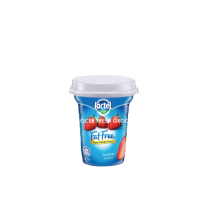 NESTLE YOGURT FAT FREE STRAWBERRY 130GM